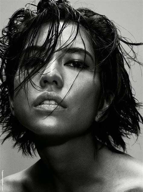 Sonoya Mizuno nude. Born on 1st July 1988, Sonoya is well known for her job in Ex Machina, Devs, Destruction, among others. This Japanese brought into the world an English entertainer who was conceived in the city of Tokyo, Japan. Later she moved to Somerset in Britain. Her dad is Japanese while her mom is half English and half Argentinan.